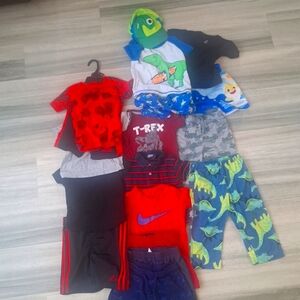 Toddler boy size 24m/2T/3T BUNDLE!! 17 pieces!